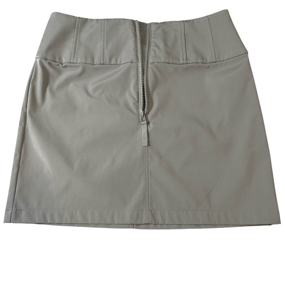 Zara Gray Mini Skirt. New. Size Large. - Picture 5 of 9